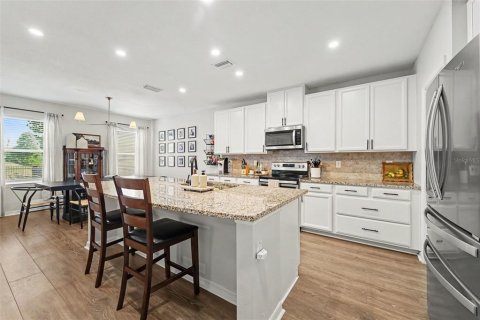 Casa en venta en Wesley Chapel, Florida, 4 dormitorios, 209.4 m2 № 2229233 - foto 12