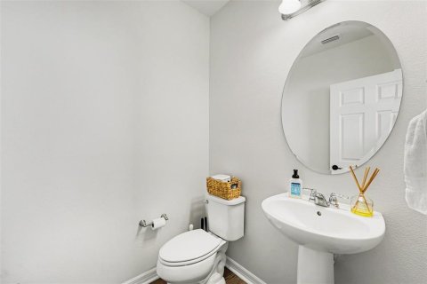 Casa en venta en Wesley Chapel, Florida, 4 dormitorios, 209.4 m2 № 2229233 - foto 14