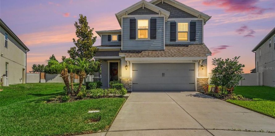Casa en Wesley Chapel, Florida 4 dormitorios, 209.4 m2 № 2229233