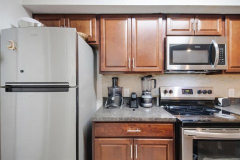 Copropriété à vendre à Orlando, Floride: 2 chambres, 94.11 m2 № 2150041 - photo 10