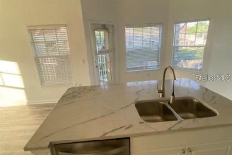 Apartamento en alquiler en Sanford, Florida, 2 dormitorios, 103.77 m2 № 1900621 - foto 4