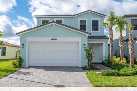 Casa en venta en Loxahatchee Groves, Florida, 5 dormitorios, 255.48 m2 № 1745873 - foto 1