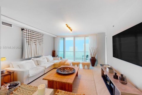 Condo à Aventura, Floride, 3 chambres  № 2085266