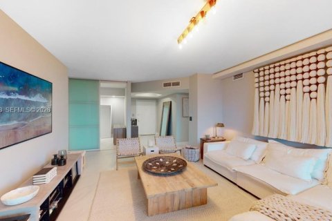 Copropriété à louer à Aventura, Floride: 3 chambres, 146.79 m2 № 2085266 - photo 2