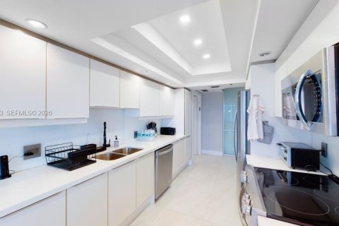 Copropriété à louer à Aventura, Floride: 3 chambres, 146.79 m2 № 2085266 - photo 4
