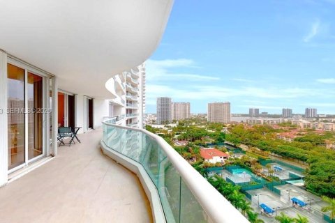 Copropriété à louer à Aventura, Floride: 3 chambres, 146.79 m2 № 2085266 - photo 17