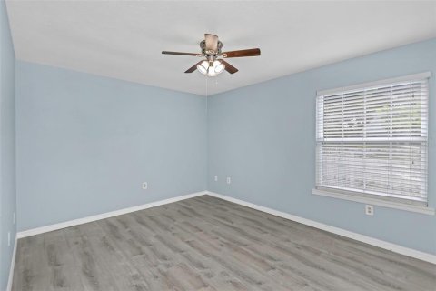 Villa ou maison à vendre à Palm Harbor, Floride: 3 chambres, 96.15 m2 № 1838475 - photo 12