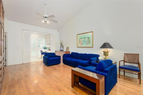 Condo in Lakeland, Florida, 2 bedrooms № 2231257 - photo 6