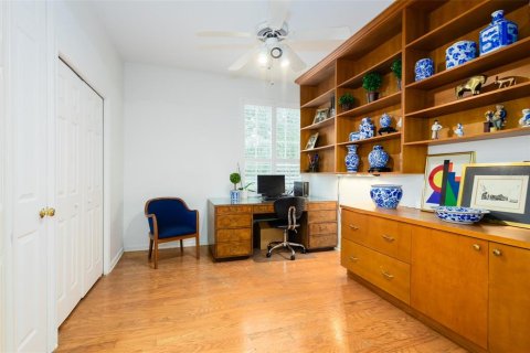 Condo in Lakeland, Florida, 2 bedrooms № 2231257 - photo 25