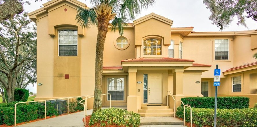 Condo in Lakeland, Florida, 2 bedrooms № 2231257