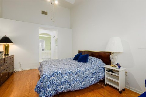 Condo in Lakeland, Florida, 2 bedrooms № 2231257 - photo 22