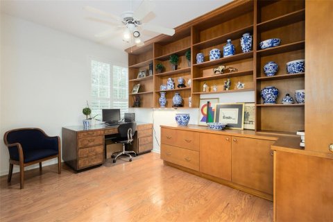 Condo in Lakeland, Florida, 2 bedrooms № 2231257 - photo 26
