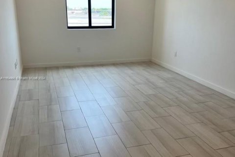 Appartement à louer à Hialeah, Floride: 1 chambre, 58.53 m2 № 1981372 - photo 4