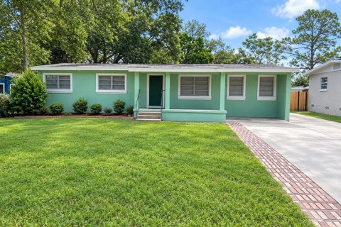 Villa ou maison à Orlando, Floride 4 chambres, 159.61 m2 № 2349310