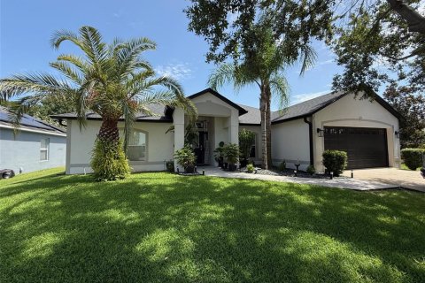 House in Groveland, Florida 4 bedrooms, 173.36 sq.m. № 1812630 - photo 1