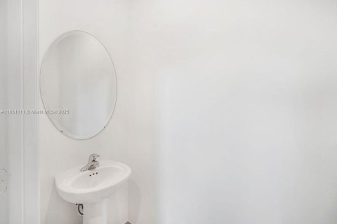 Купить виллу или дом в Майами, Флорида 5 спален, 294.5м2, № 1839207 - фото 16