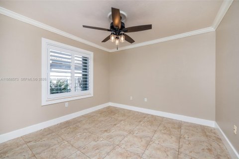 Villa ou maison à louer à Pembroke Pines, Floride: 3 chambres, 182.55 m2 № 2018046 - photo 16