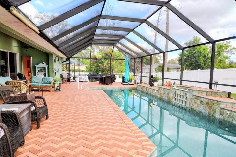 House in Punta Gorda, Florida 4 bedrooms, 210.8 sq.m. № 1717436 - photo 8