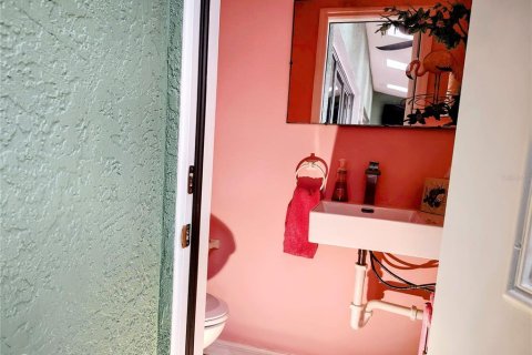 House in Punta Gorda, Florida 4 bedrooms, 210.8 sq.m. № 1717436 - photo 12