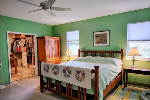 House in Punta Gorda, Florida 4 bedrooms, 210.8 sq.m. № 1717436 - photo 28