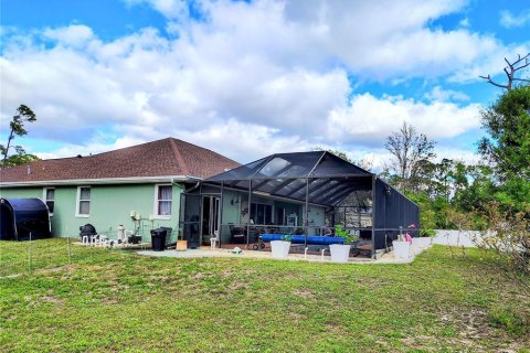 House in Punta Gorda, Florida 4 bedrooms, 210.8 sq.m. № 1717436 - photo 5