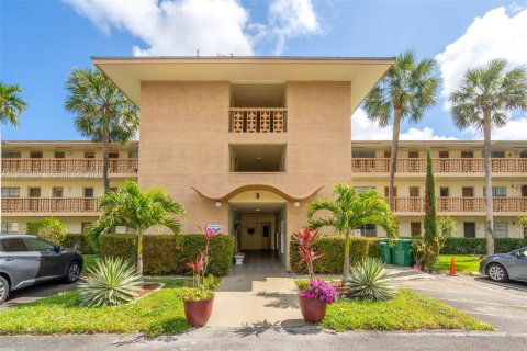 Кондоминиум с 1 спальней в Майами, Флорида № 2046081