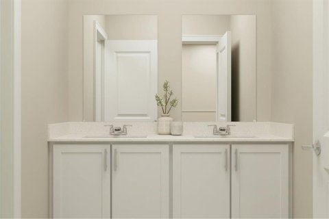 Casa en venta en Orlando, Florida, 4 dormitorios, 192.4 m2 № 1855719 - foto 8