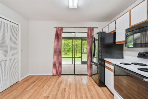 Copropriété à vendre à Tampa, Floride: 2 chambres, 110.09 m2 № 2388948 - photo 19