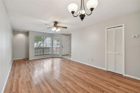 Copropriété à vendre à Tampa, Floride: 2 chambres, 110.09 m2 № 2388948 - photo 8