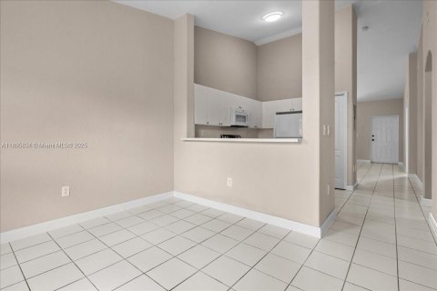 Condo in Homestead, Florida, 3 bedrooms  № 2014538 - photo 12