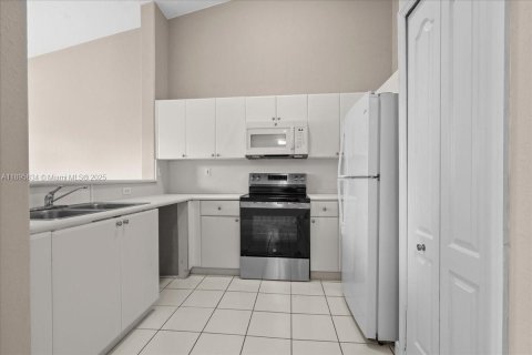 Condo in Homestead, Florida, 3 bedrooms  № 2014538 - photo 9