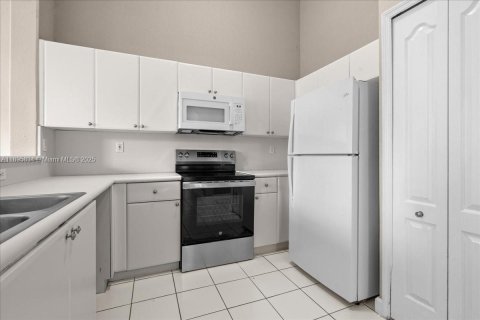 Condo in Homestead, Florida, 3 bedrooms  № 2014538 - photo 10