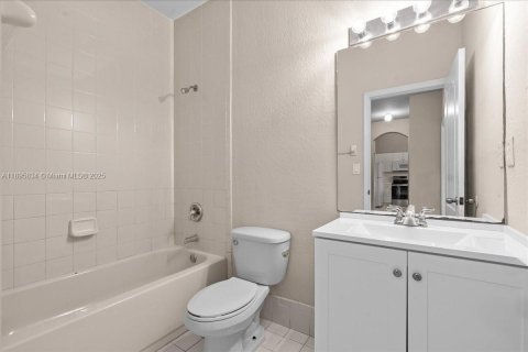 Condo in Homestead, Florida, 3 bedrooms  № 2014538 - photo 23