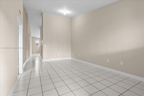 Condo in Homestead, Florida, 3 bedrooms  № 2014538 - photo 2