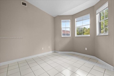 Condo in Homestead, Florida, 3 bedrooms  № 2014538 - photo 14