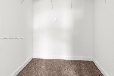 Condo in Homestead, Florida, 3 bedrooms  № 2014538 - photo 21