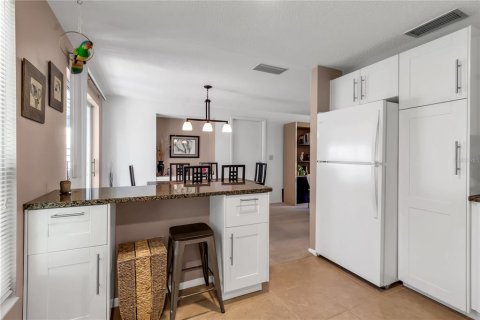 Casa en venta en Bradenton, Florida, 3 dormitorios, 108.51 m2 № 1917962 - foto 9