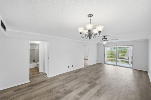 Copropriété à vendre à Vero Beach, Floride: 2 chambres, 103.59 m2 № 2078273 - photo 4