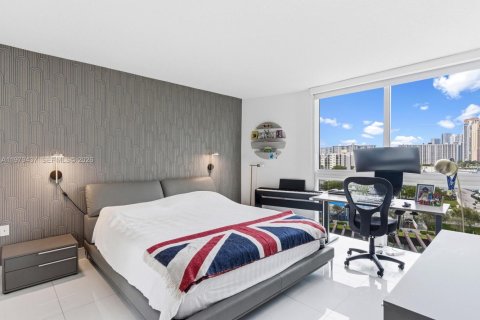 Condominio en venta en Sunny Isles Beach, Florida, 3 dormitorios, 135.73 m2 № 2048639 - foto 6