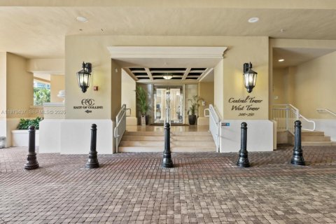 Condominio en venta en Sunny Isles Beach, Florida, 3 dormitorios, 135.73 m2 № 2048639 - foto 20