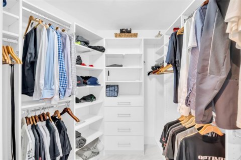 Купить кондоминиум в Сент-Питерсберг, Флорида 4 комнаты, 117.89м2, № 1908057 - фото 20