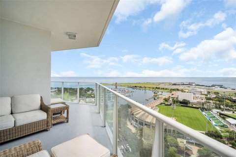 Купить кондоминиум в Сент-Питерсберг, Флорида 4 комнаты, 117.89м2, № 1908057 - фото 7