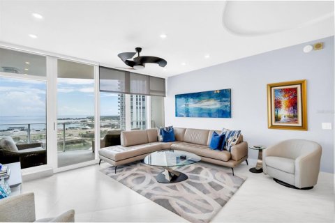 Купить кондоминиум в Сент-Питерсберг, Флорида 4 комнаты, 117.89м2, № 1908057 - фото 6