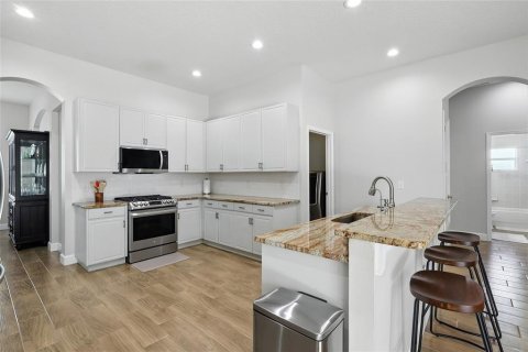 Купить виллу или дом в Фиш-Хок, Флорида 4 комнаты, 271.55м2, № 1914561 - фото 13