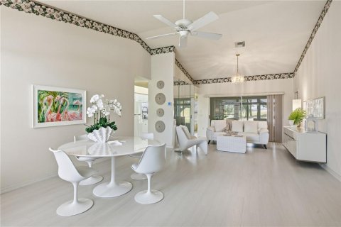 Casa en venta en Trinity, Florida, 2 dormitorios, 142.6 m2 № 2387546 - foto 3