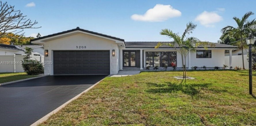 Casa en Hollywood, Florida 3 dormitorios, 173.17 m2 № 1972558