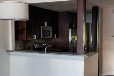 Adosado en alquiler en Orlando, Florida, 2 dormitorios, 119.94 m2 № 1675550 - foto 8