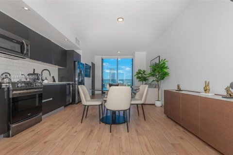 Copropriété à louer à Miami, Floride: 3 chambres, 104.7 m2 № 1980359 - photo 4