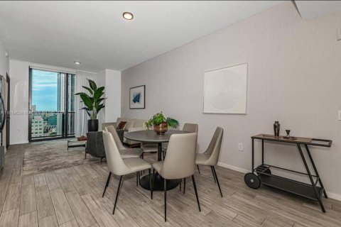 Copropriété à louer à Miami, Floride: 3 chambres, 104.7 m2 № 1980359 - photo 10