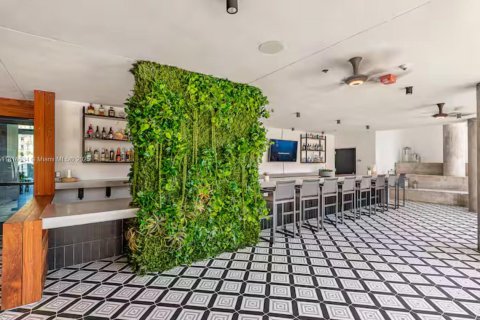 Copropriété à louer à Miami, Floride: 3 chambres, 104.7 m2 № 1980359 - photo 29